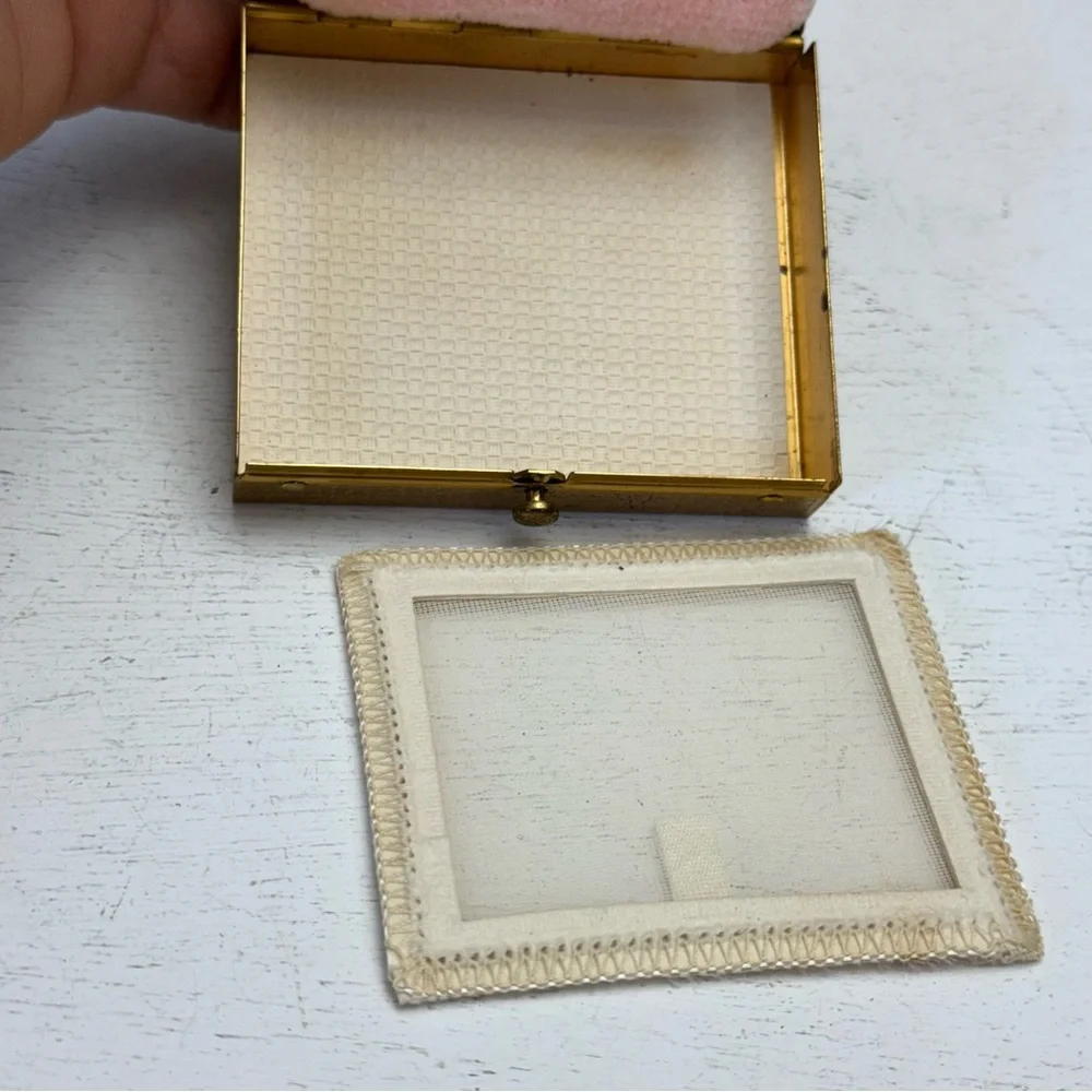 Vintage 1950s Dorset Fifth Ave Multicolor Rhinestone Compact Goldtone